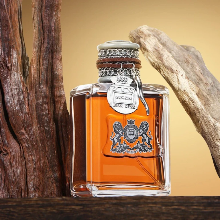 Oud and Arabic Fragrance: The History, Culture, and Ritual Behind the Scent